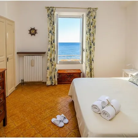 Casa Baia Salata 1 *