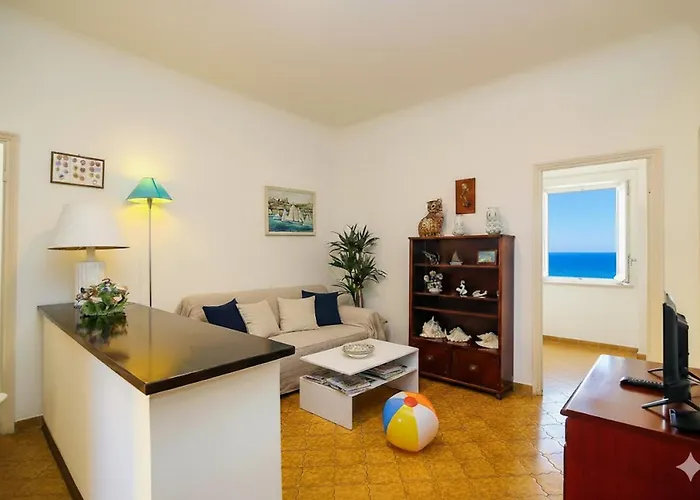 Apartment Casa Baia Salata 1 Imperia